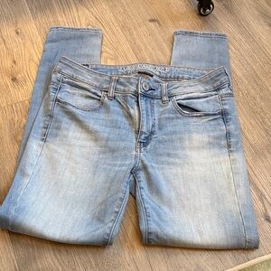American Eagle Outfitters Light Blue Skinny Jeans